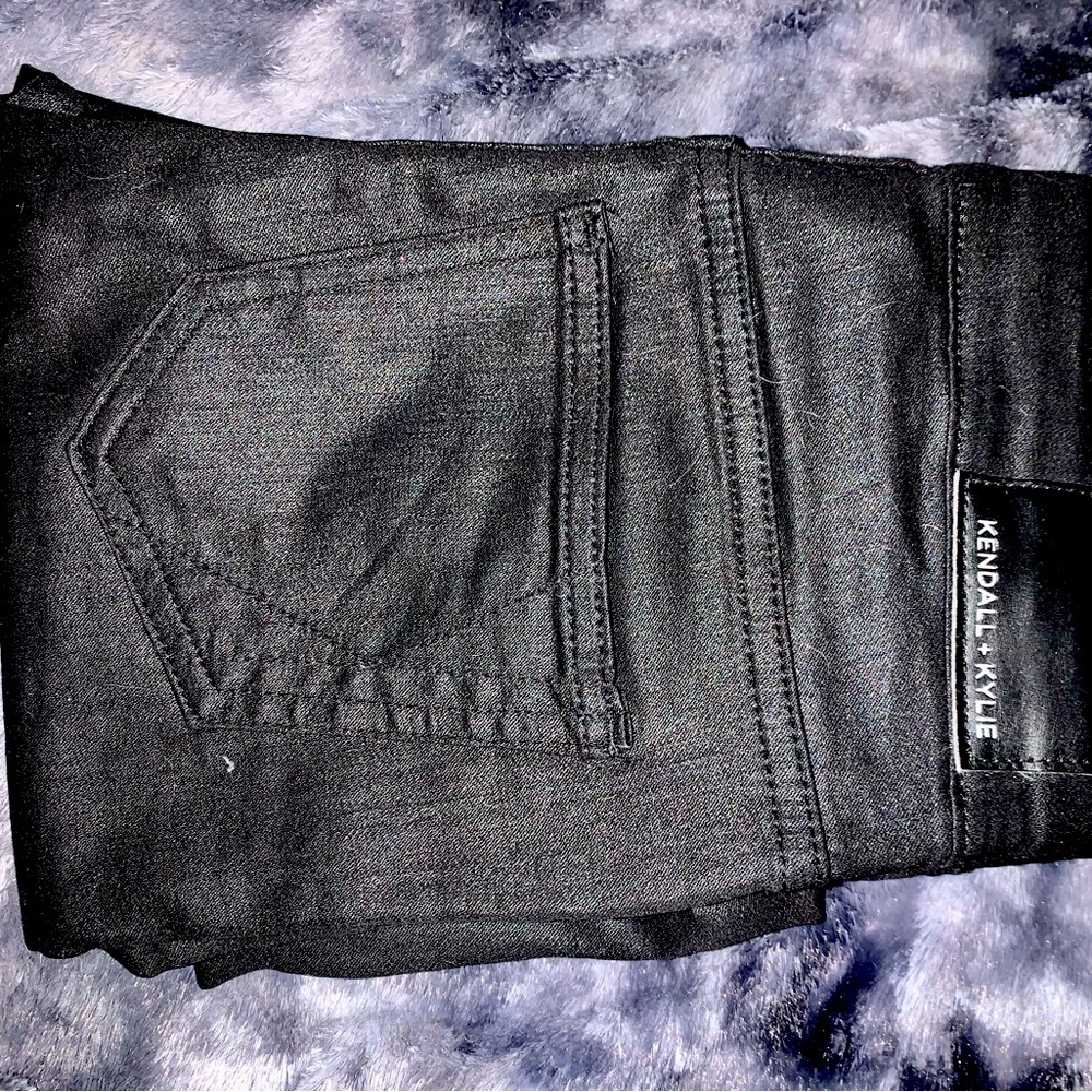 Kendall & Kylie black pull on pants